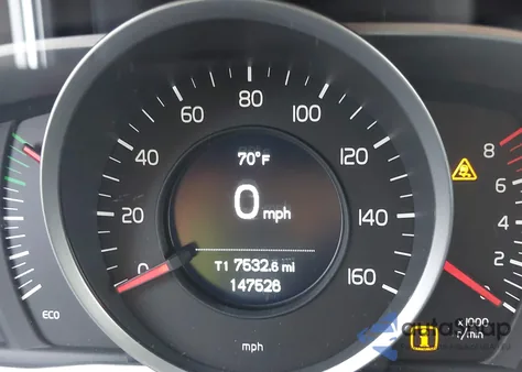 2014 Volvo S60 T5 from USA, damaged, VIN YV1612FS0E2296834